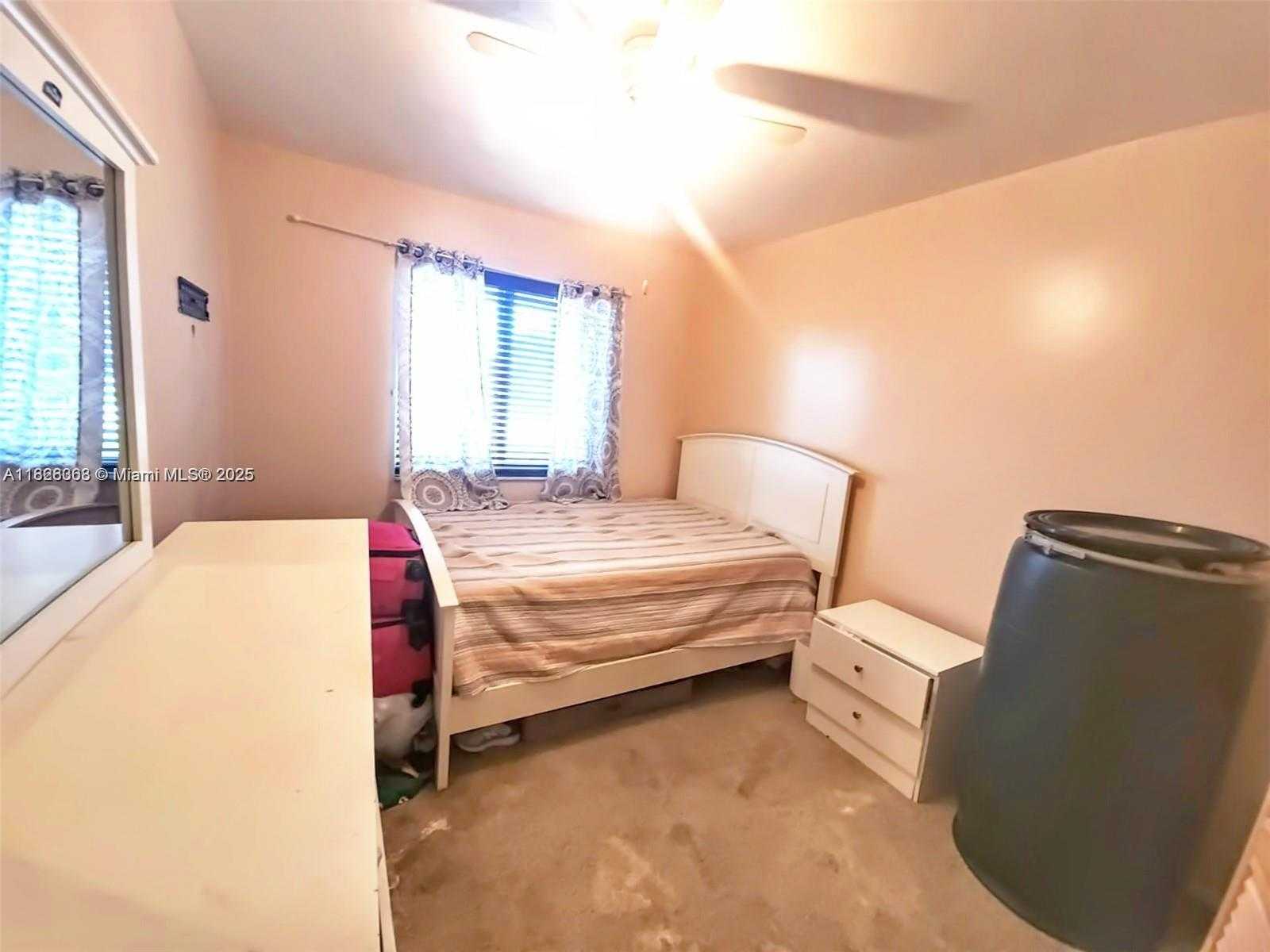 Small Image of 7301 SOUTH WEST 8TH ST, North Lauderdale Number 9