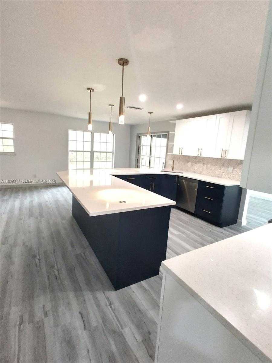 Small Image of 2280 CARSON LANE, Deltona Number 14