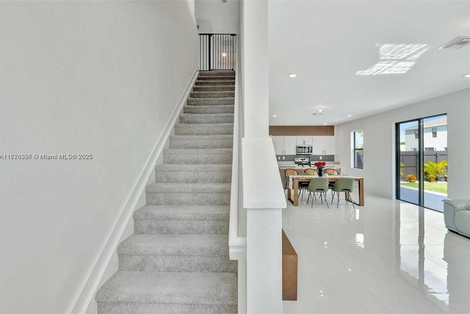 Small Image of 12973 266TH TER, Homestead Number 14
