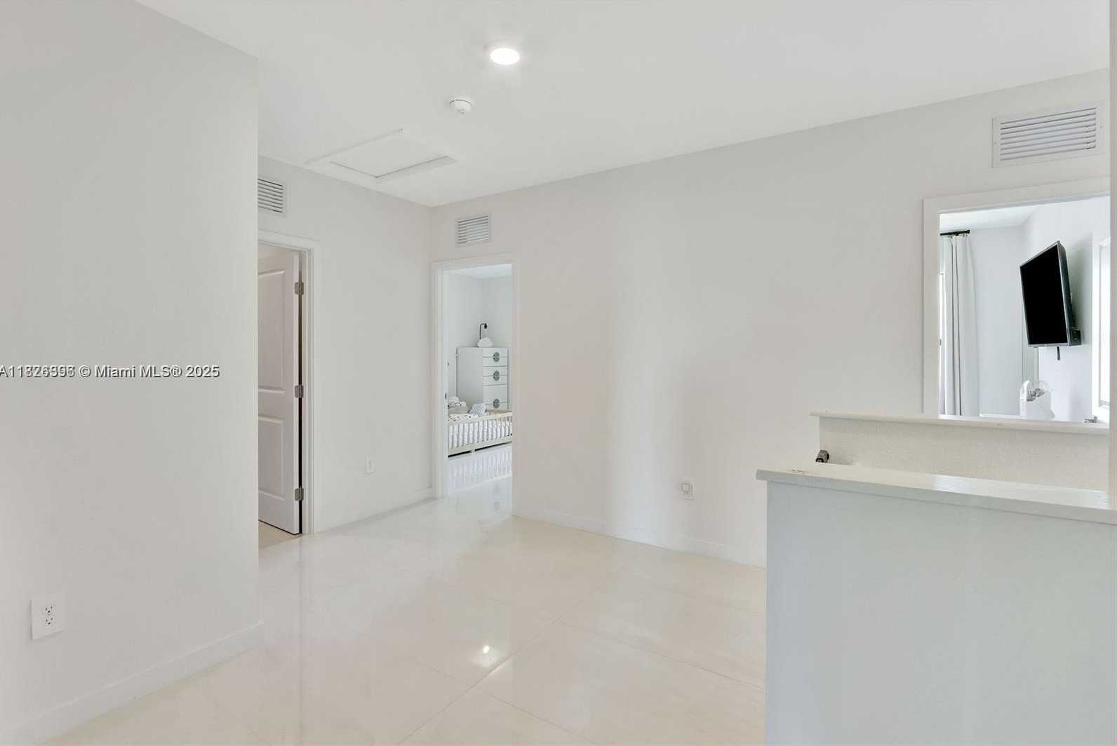 Small Image of 12973 266TH TER, Homestead Number 17