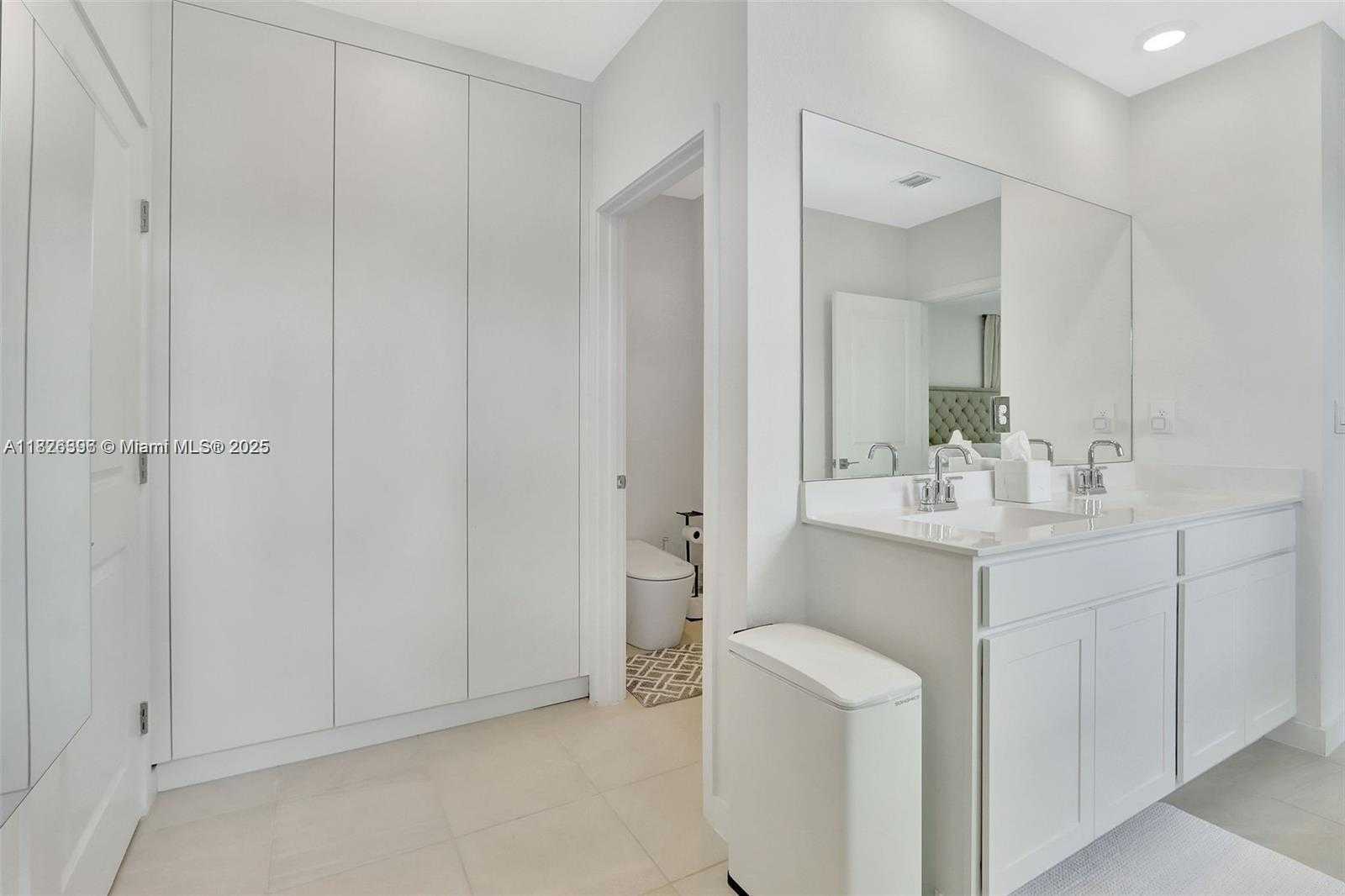 Small Image of 12973 266TH TER, Homestead Number 21