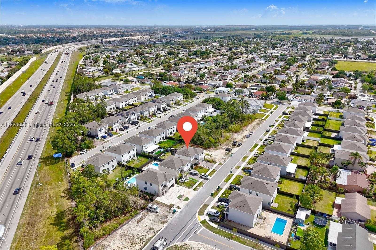 Small Image of 12973 266TH TER, Homestead Number 36
