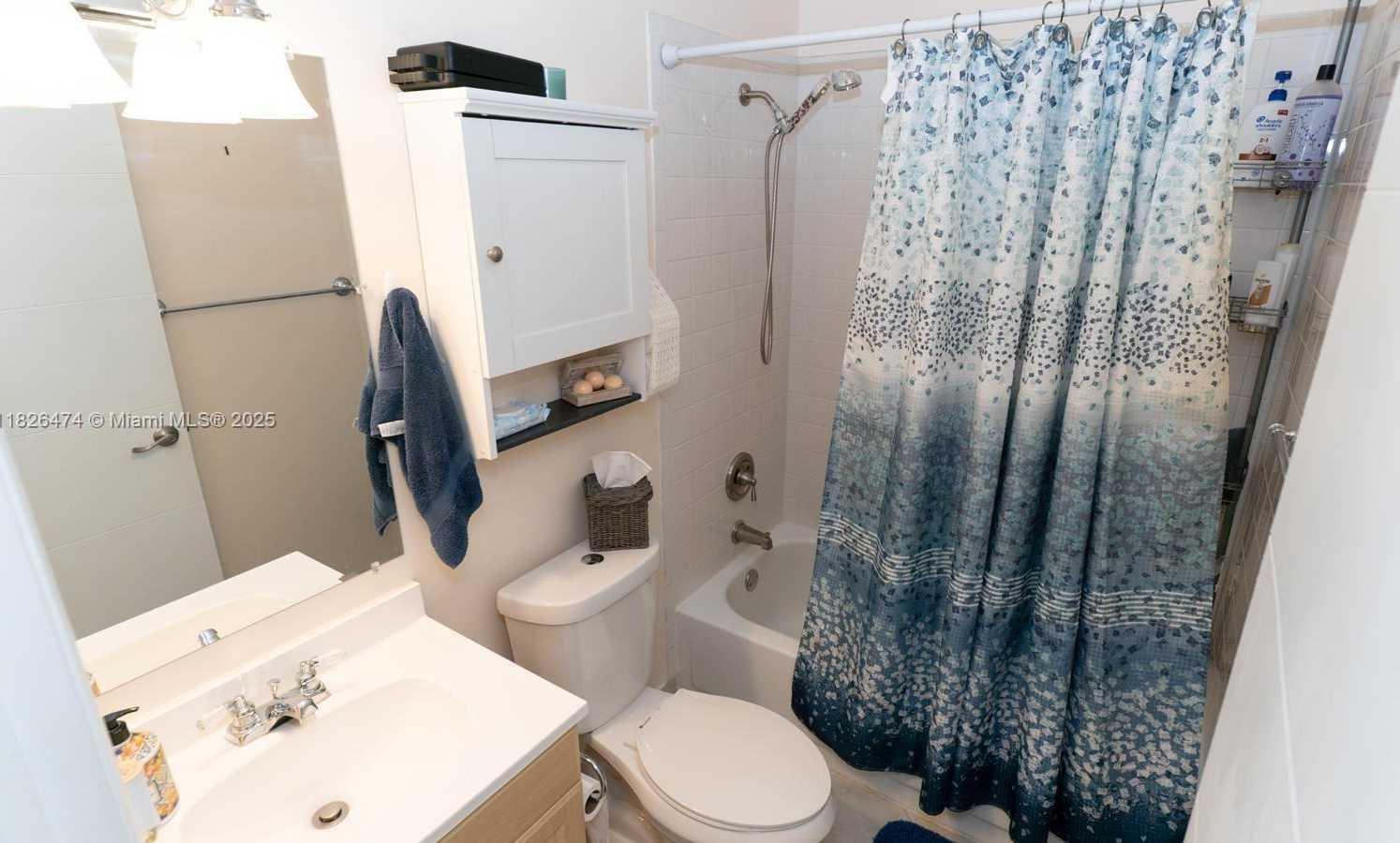Small Image of 8443 GARDEN GATE PL, Boca Raton Number 10