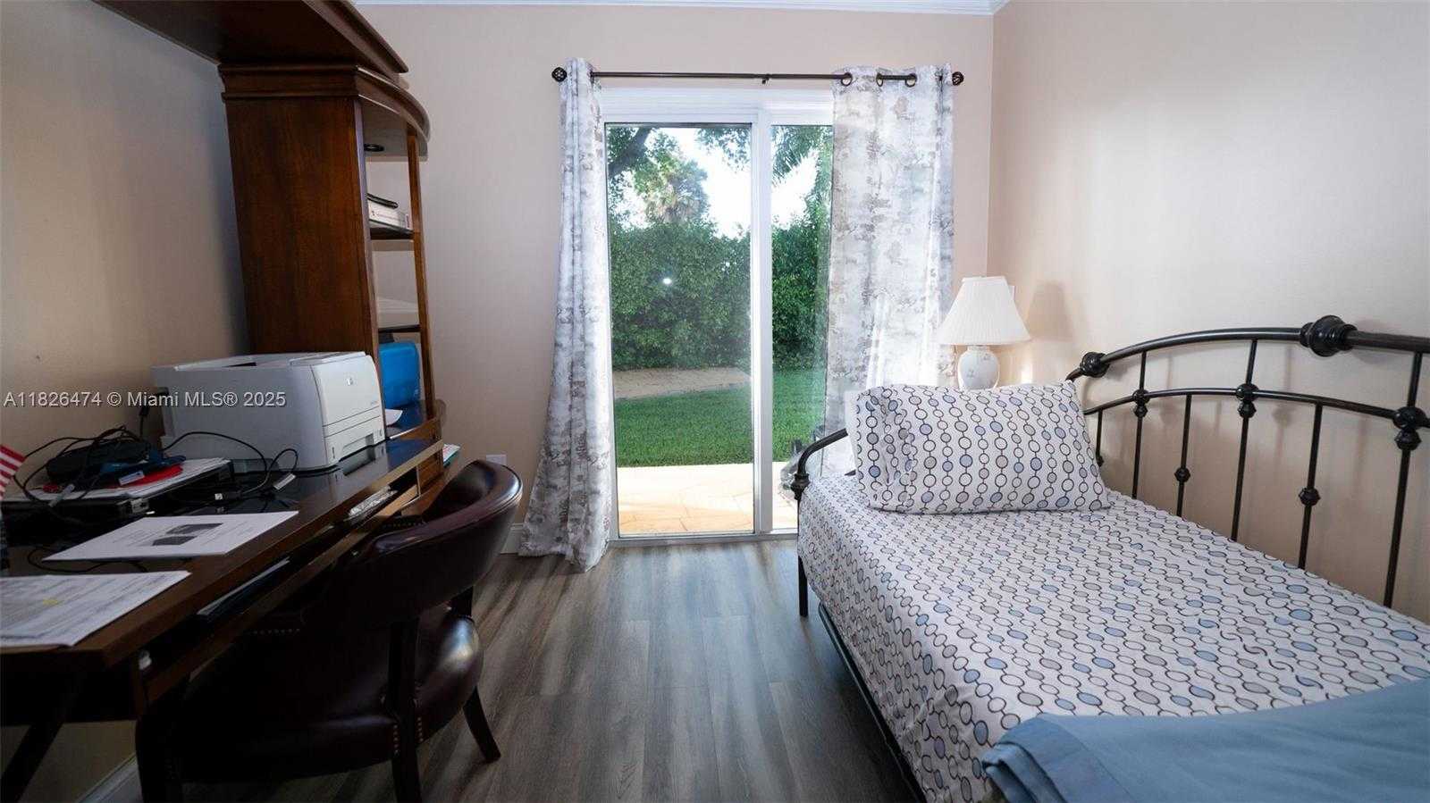 Small Image of 8443 GARDEN GATE PL, Boca Raton Number 11