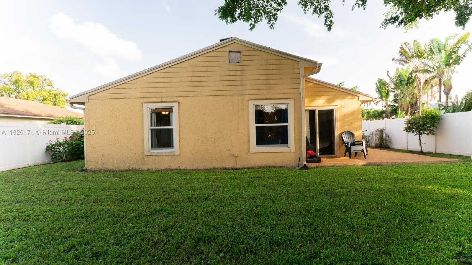 Small Image of 8443 GARDEN GATE PL, Boca Raton Number 21