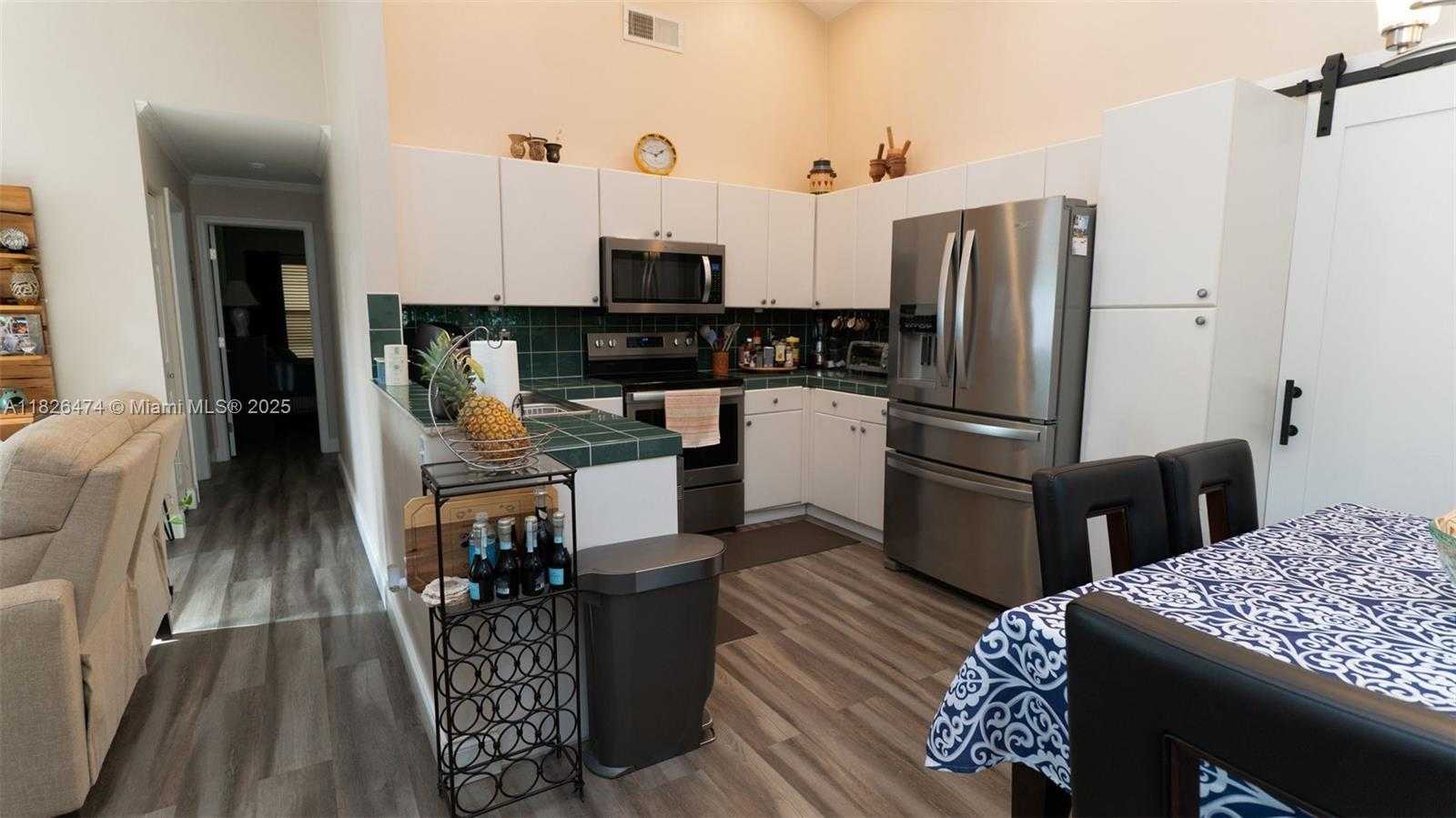 Small Image of 8443 GARDEN GATE PL, Boca Raton Number 5
