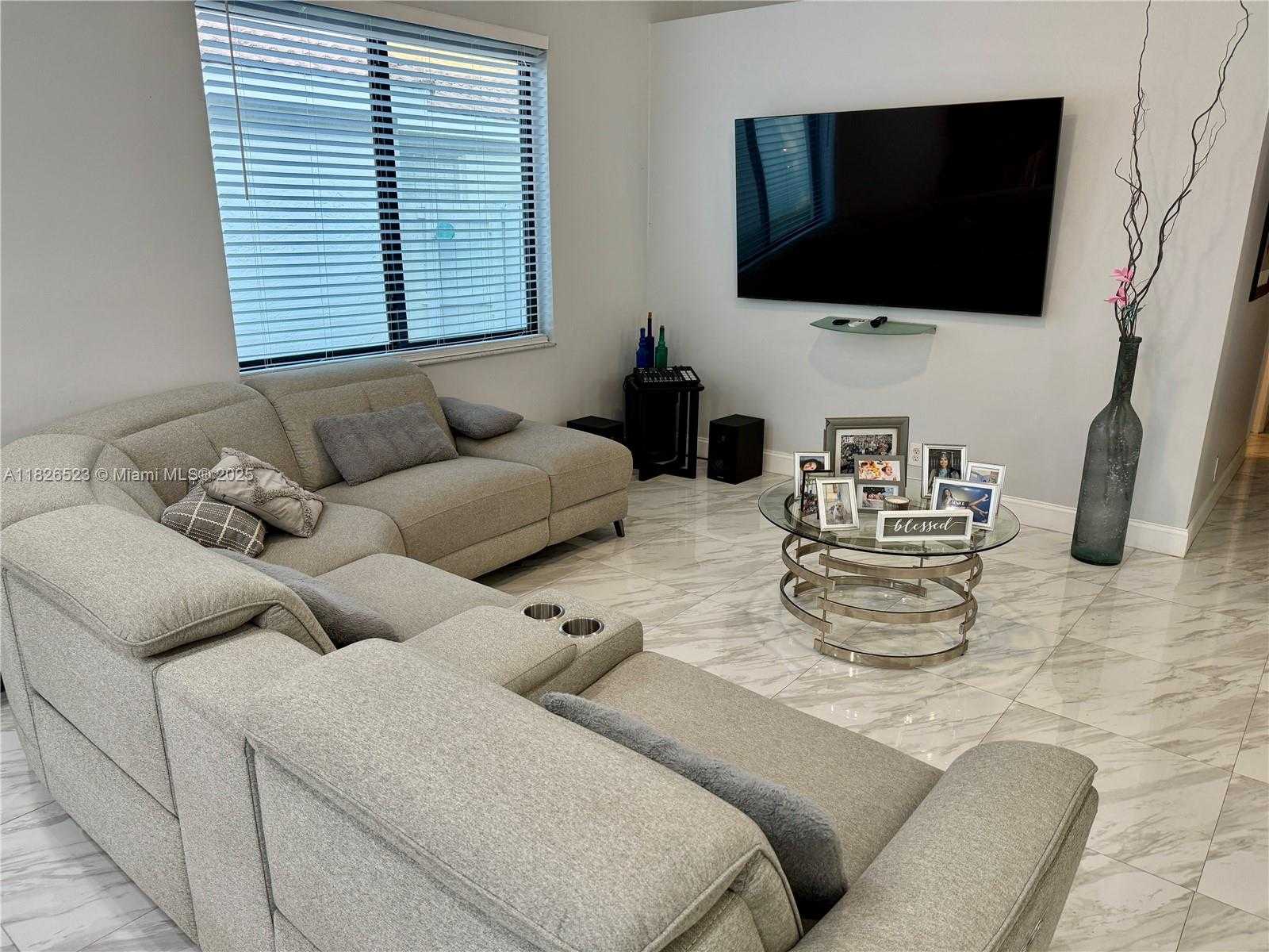 Small Image of 17673 SOUTH WEST 19TH ST, Miramar Number 11