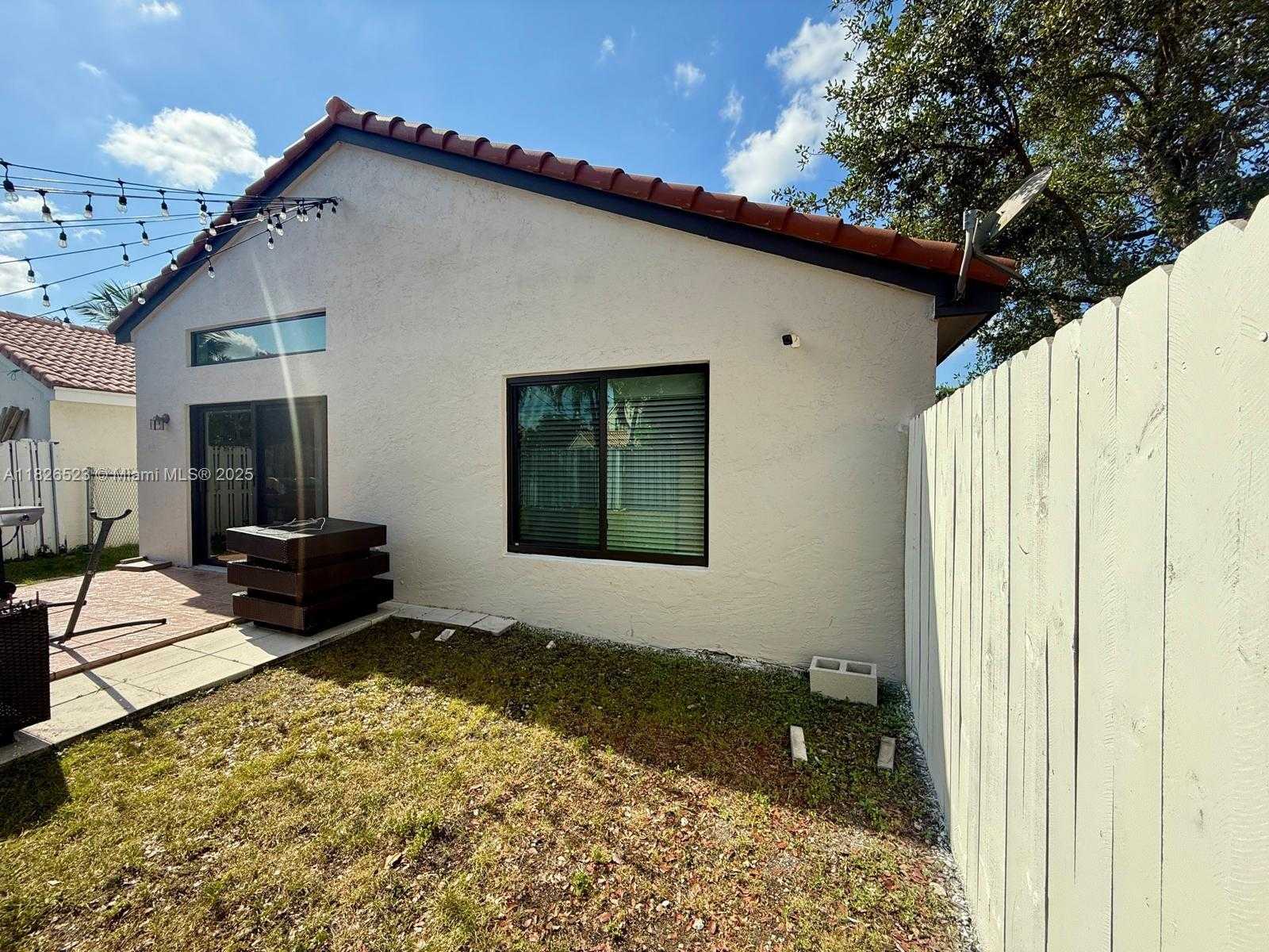 Small Image of 17673 SOUTH WEST 19TH ST, Miramar Number 44