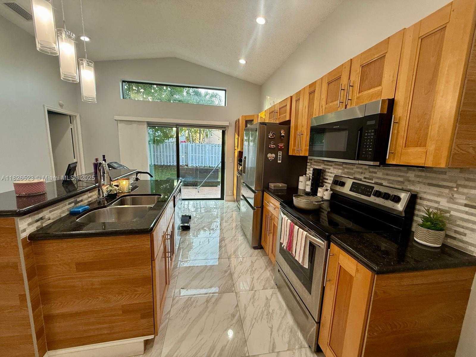 Small Image of 17673 SOUTH WEST 19TH ST, Miramar Number 56