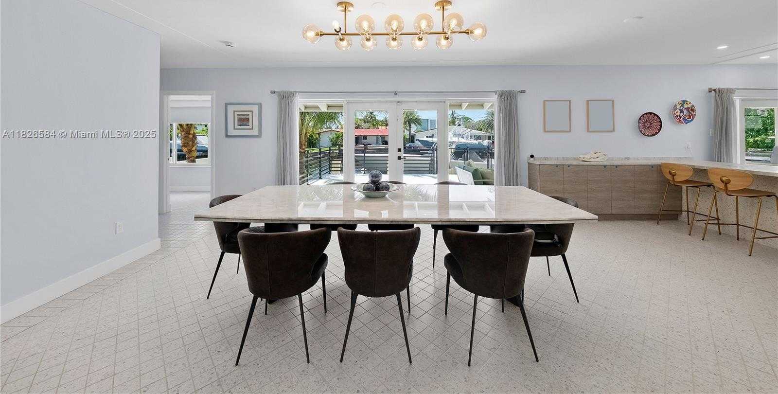 Small Image of 2010 NORTH EAST 122ND RD, North Miami Number 18