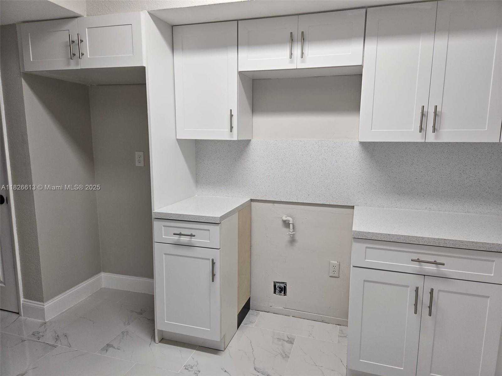 Small Image of 7600 SIMMS ST, Hollywood Number 10