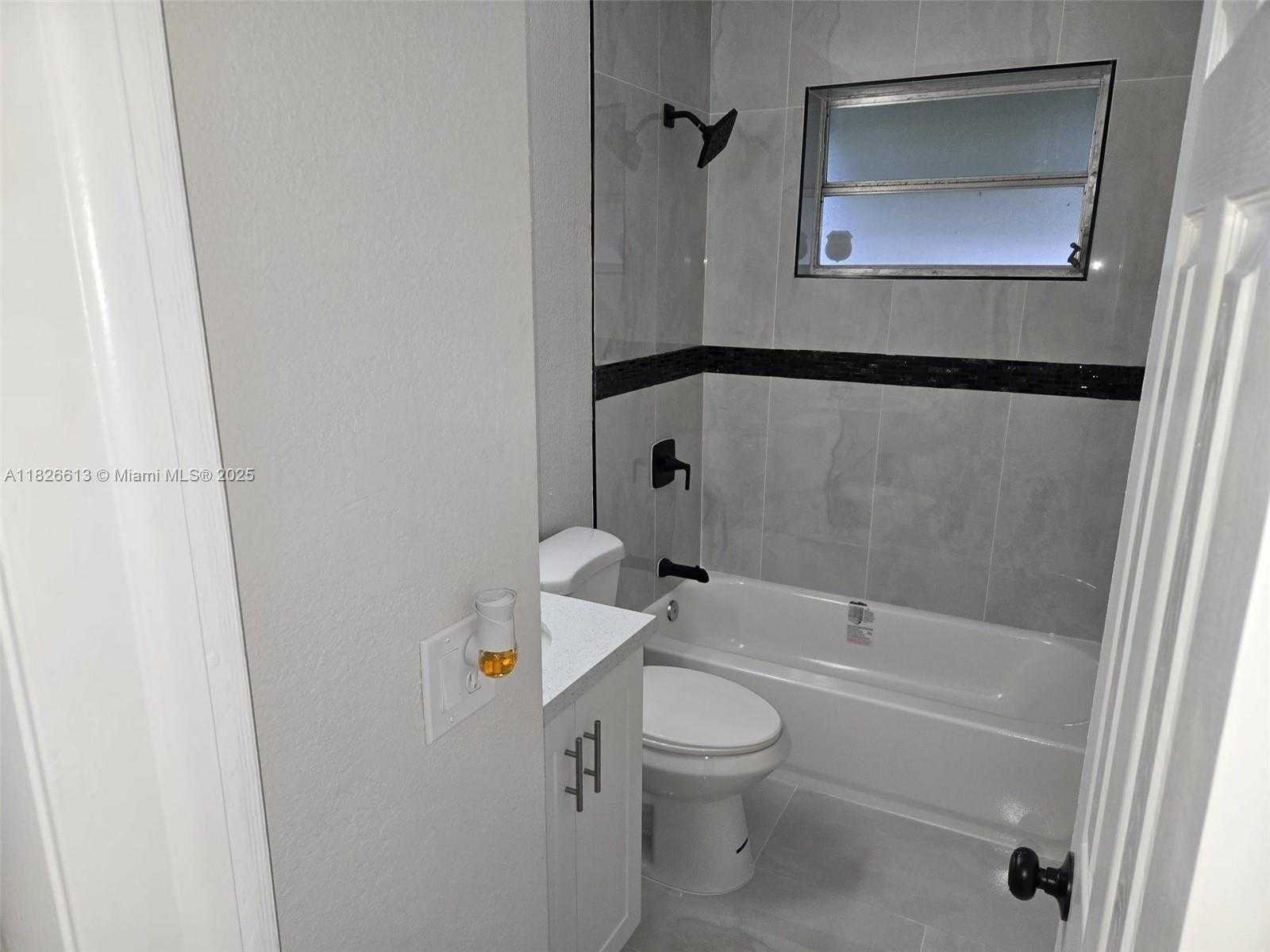 Small Image of 7600 SIMMS ST, Hollywood Number 11