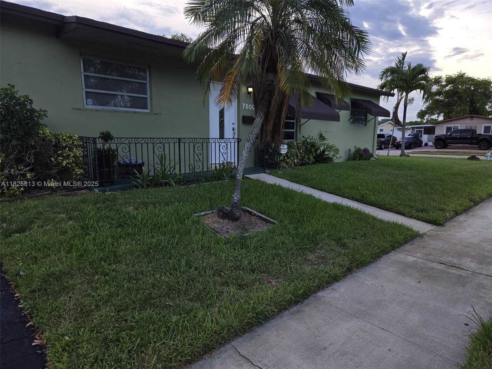 Small Image of 7600 SIMMS ST, Hollywood Number 2