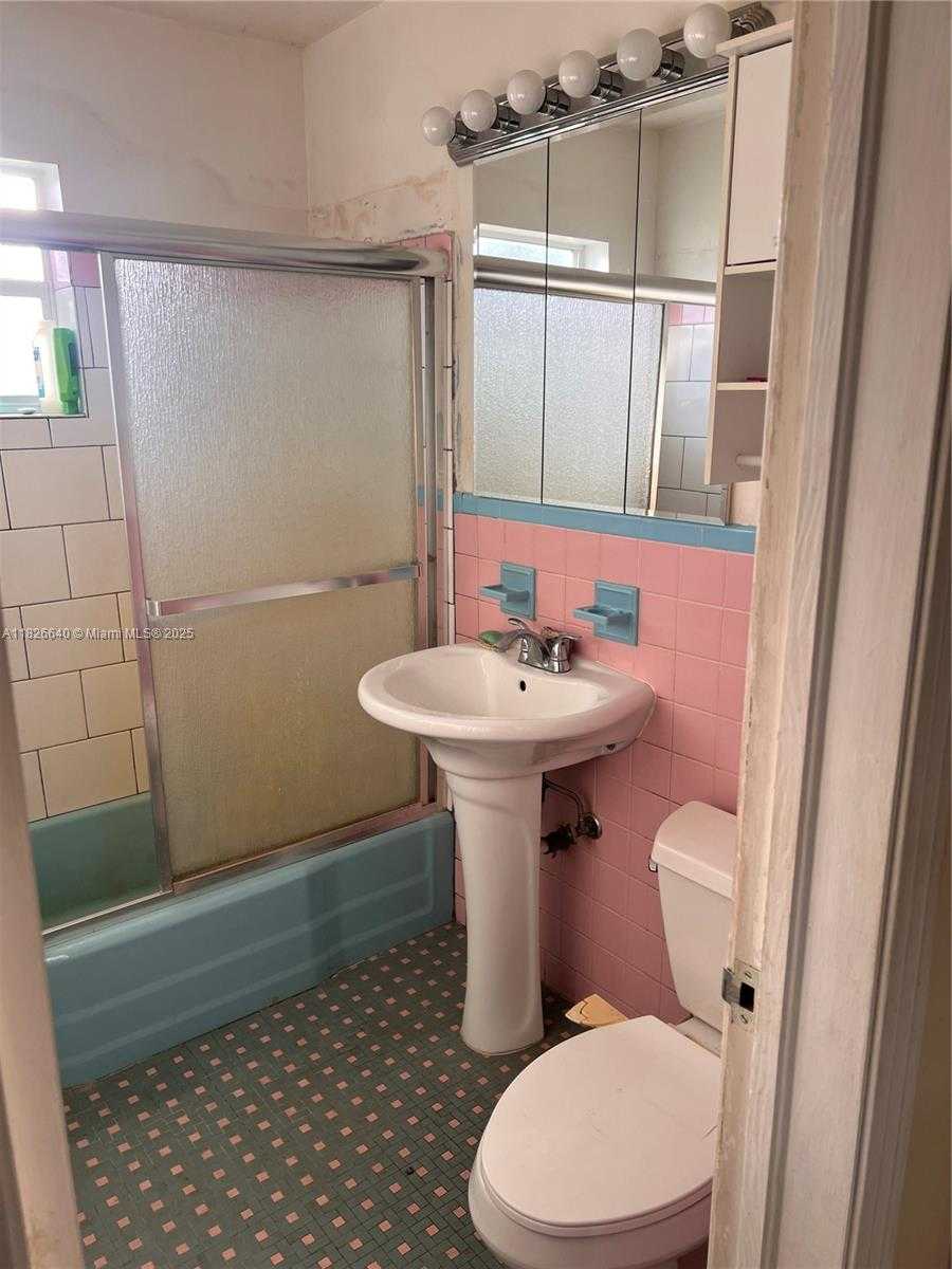 Imagen de Pequeño Objeto