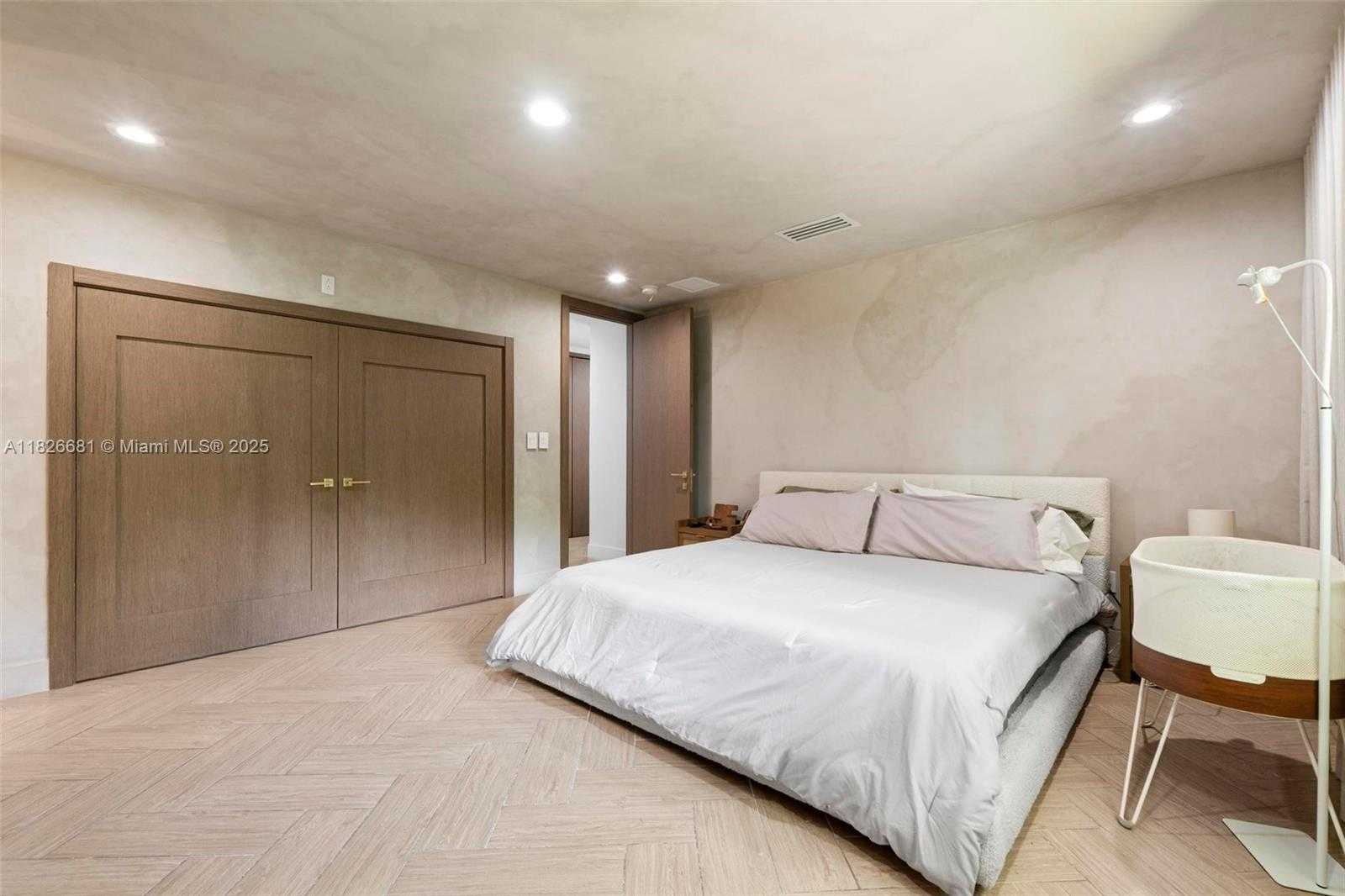 Small Image of 15202 SOUTH WEST 80TH AVE, Palmetto Bay Number 14