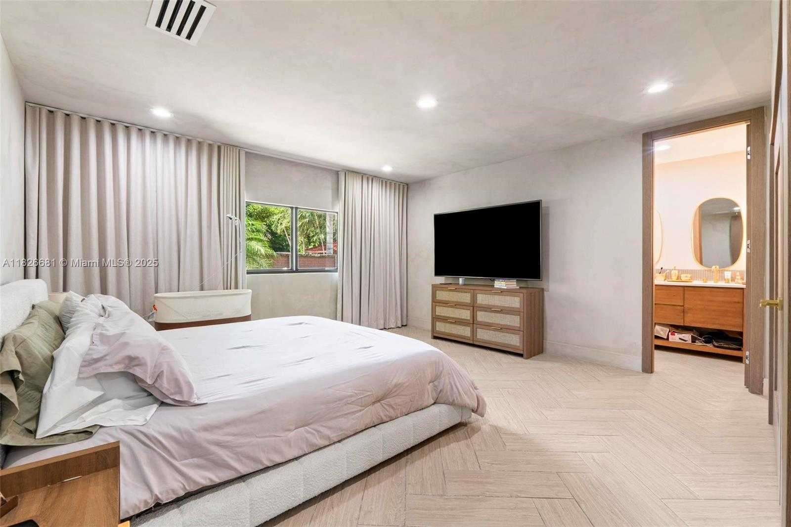 Small Image of 15202 SOUTH WEST 80TH AVE, Palmetto Bay Number 15