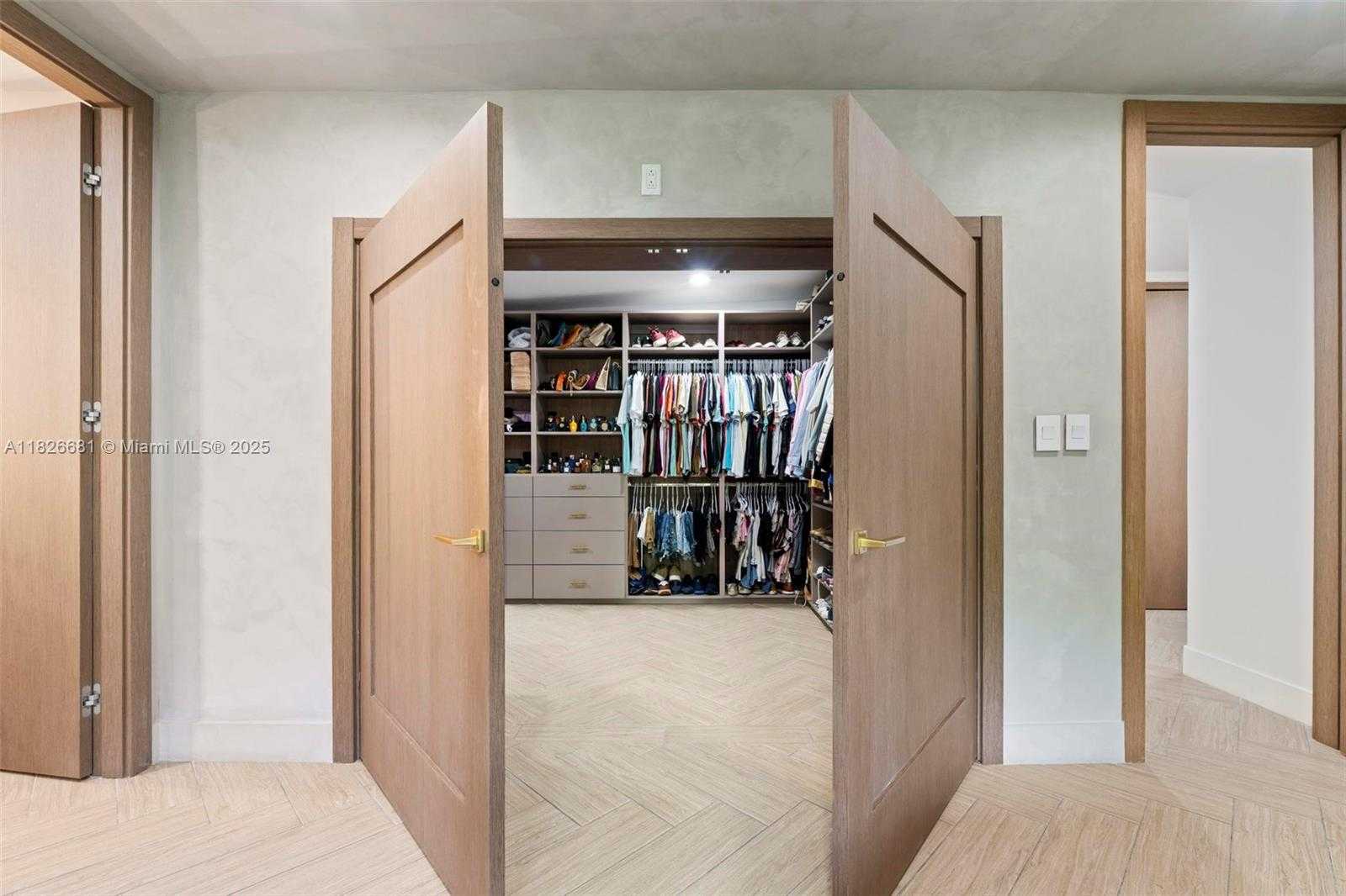 Small Image of 15202 SOUTH WEST 80TH AVE, Palmetto Bay Number 16