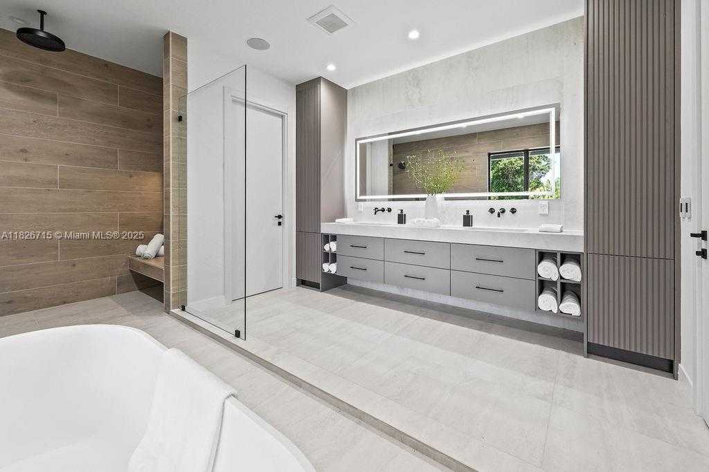 Small Image of 1132 SOUTH EAST 6TH TER, Fort Lauderdale Number 25