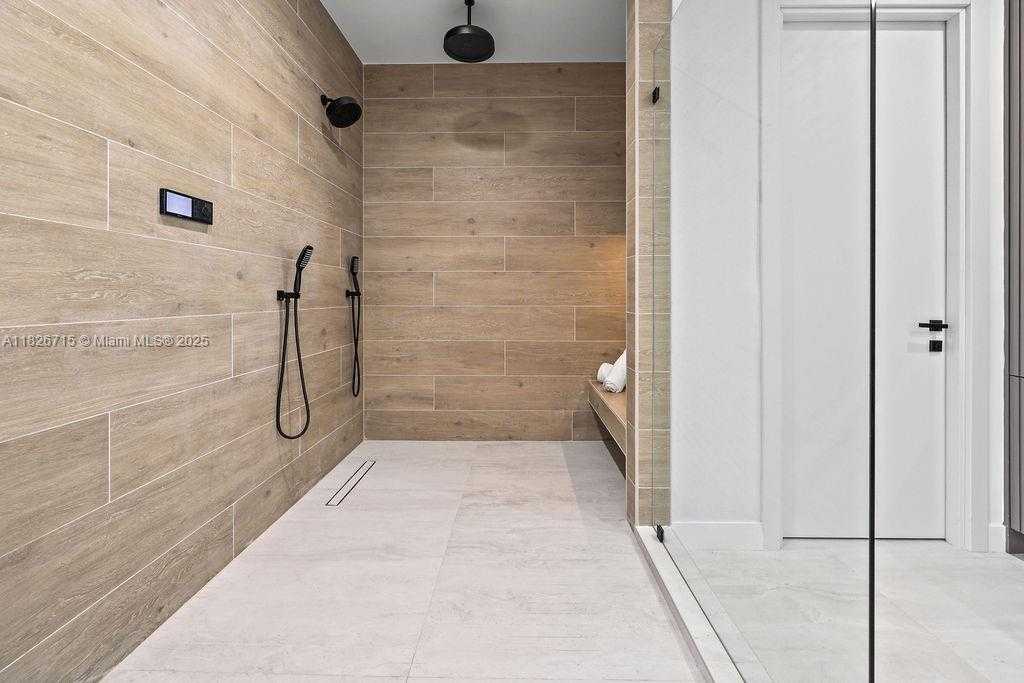 Small Image of 1132 SOUTH EAST 6TH TER, Fort Lauderdale Number 29
