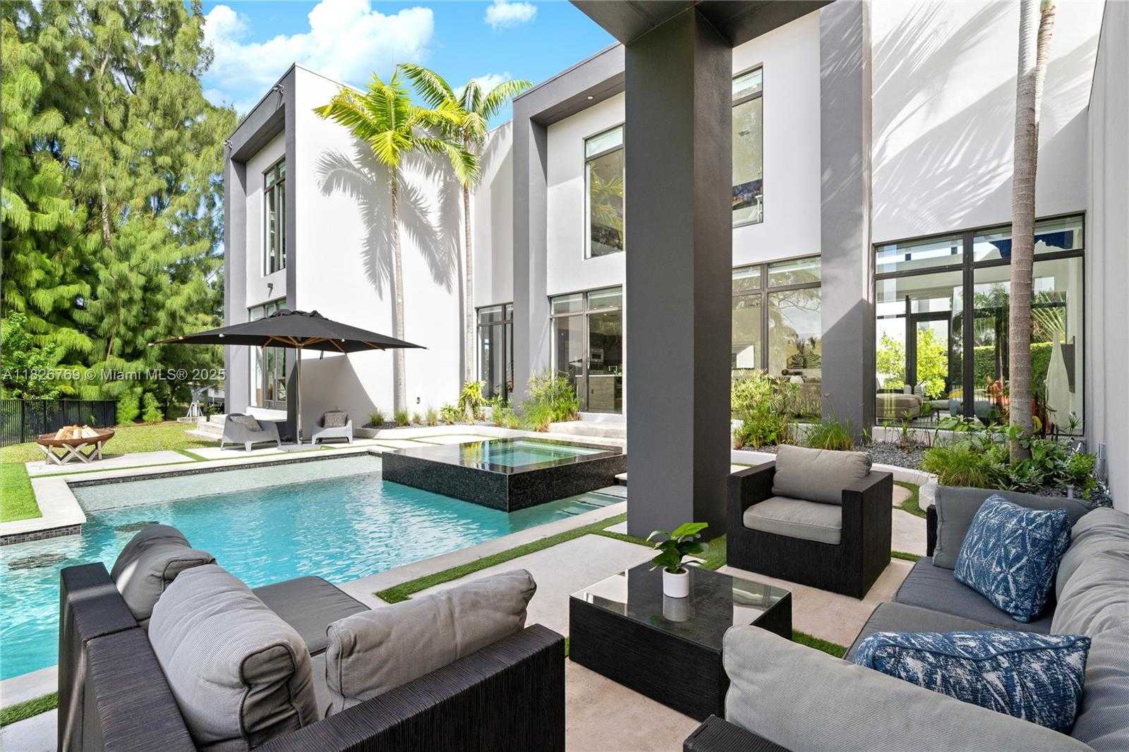 Small Image of 1009 NORTH EAST 104TH ST, Miami Shores Number 10