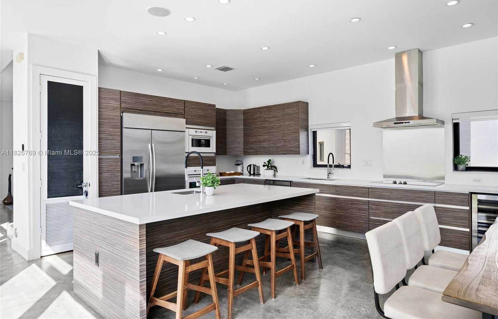 Small Image of 1009 NORTH EAST 104TH ST, Miami Shores Number 19