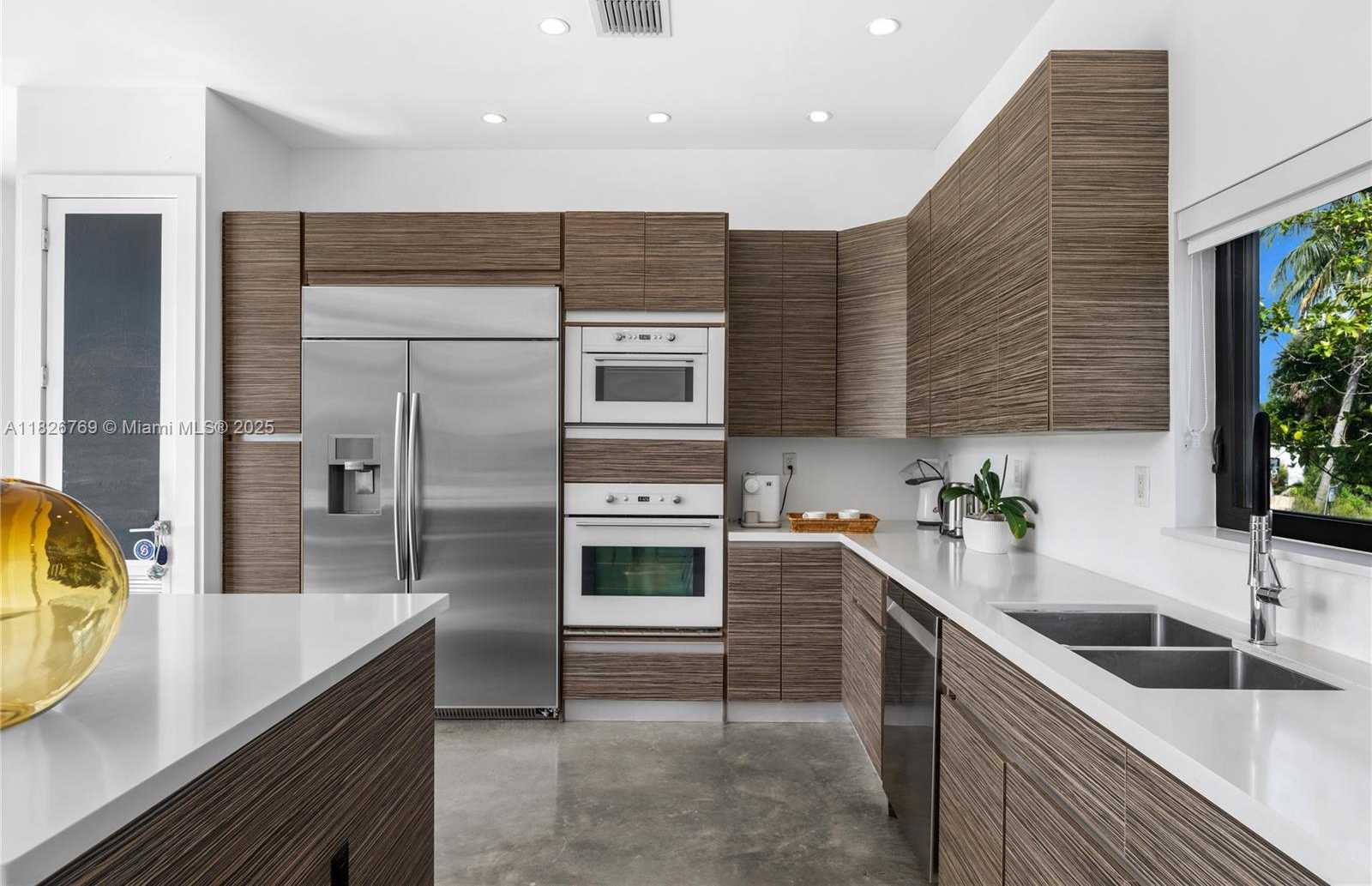 Small Image of 1009 NORTH EAST 104TH ST, Miami Shores Number 20