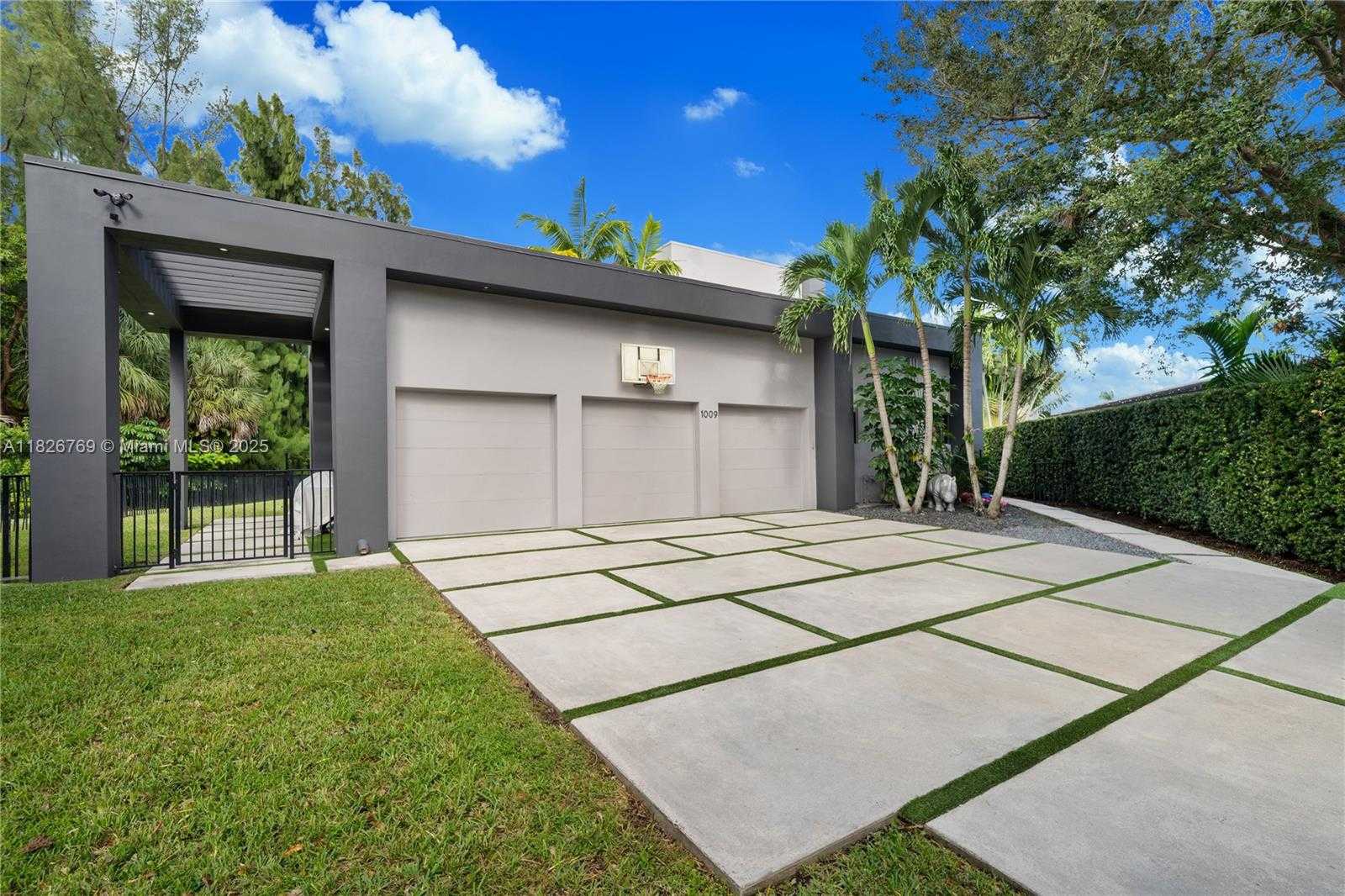 Small Image of 1009 NORTH EAST 104TH ST, Miami Shores Number 58