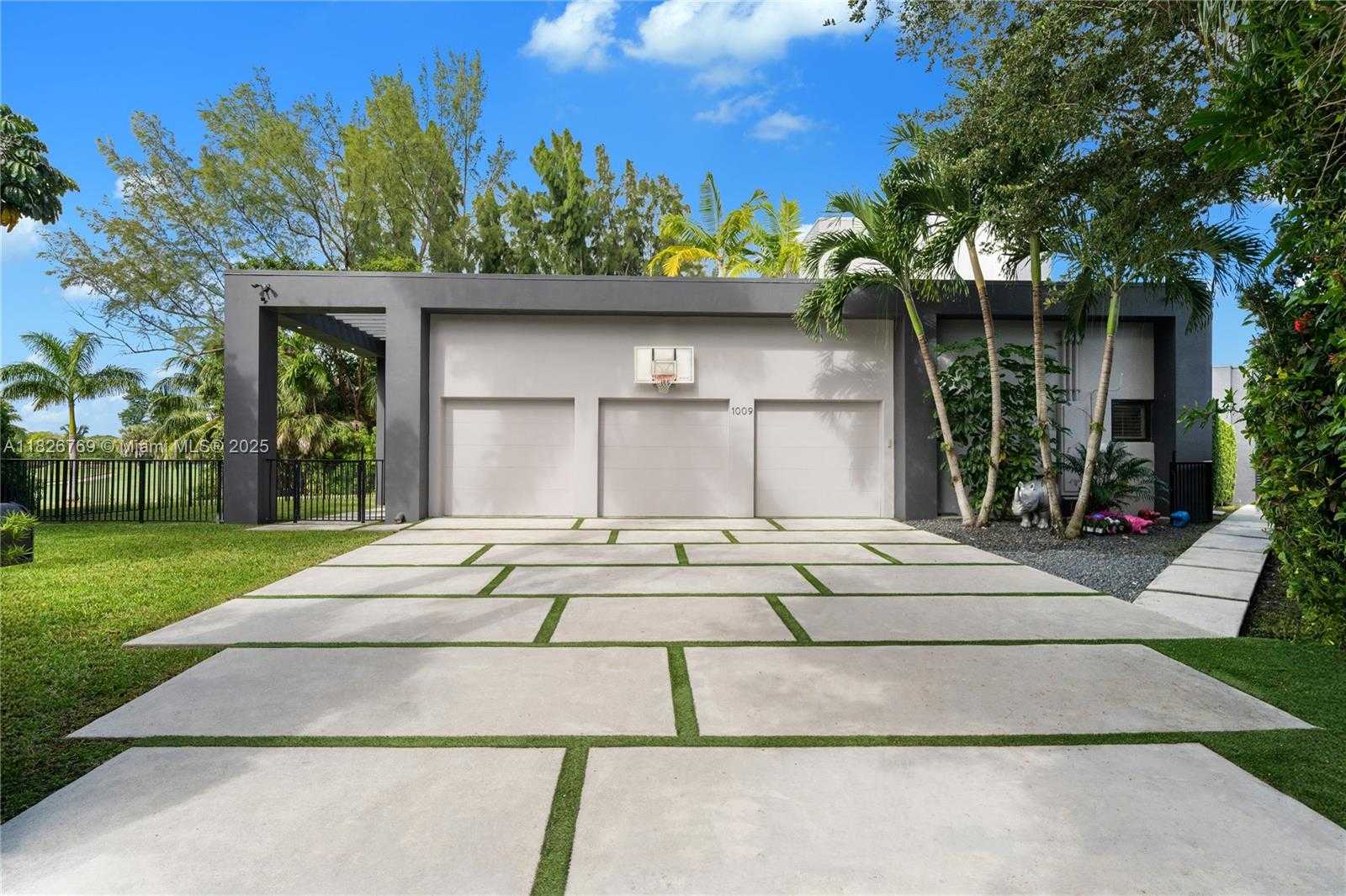 Small Image of 1009 NORTH EAST 104TH ST, Miami Shores Number 59