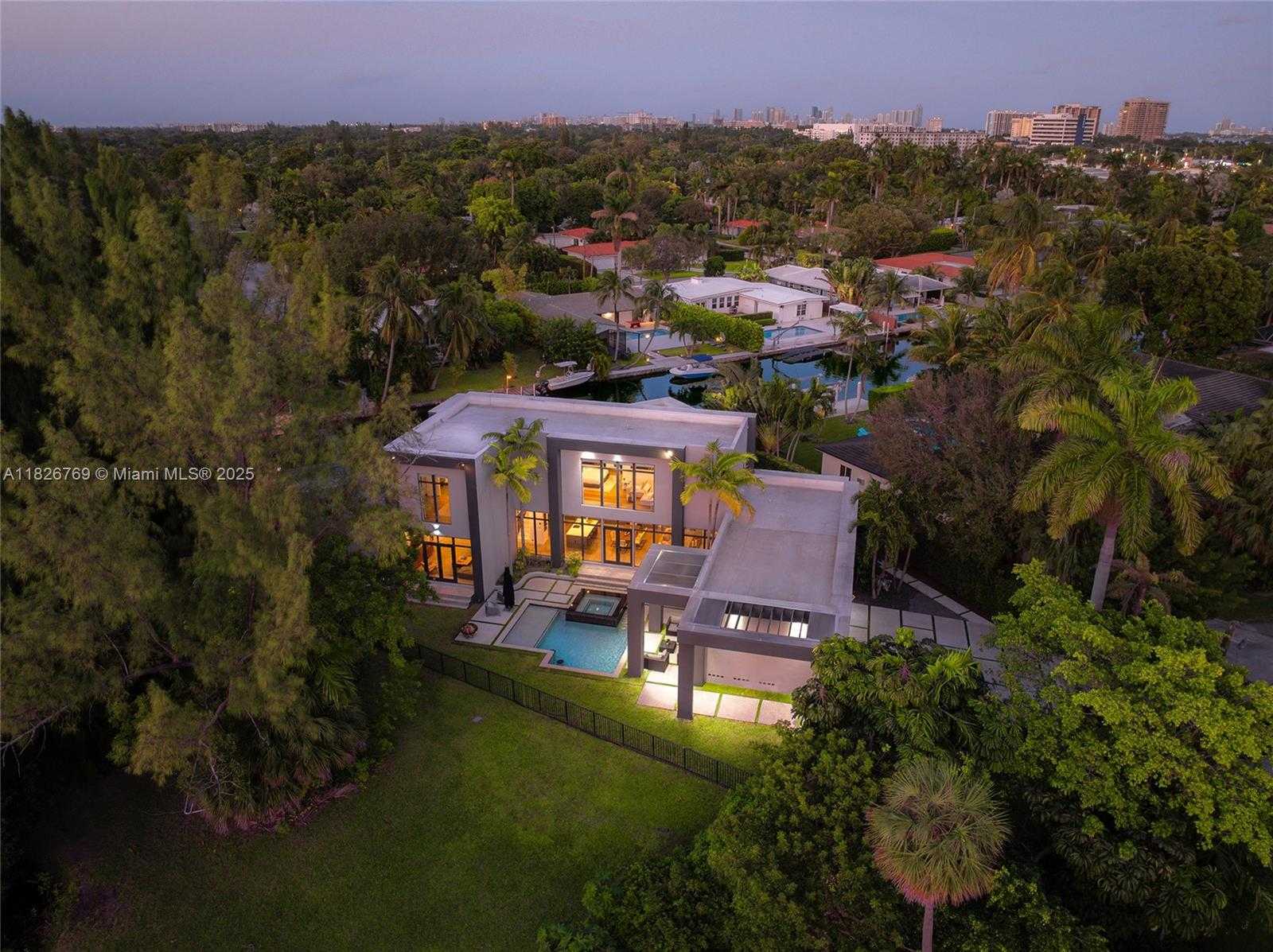 Small Image of 1009 NORTH EAST 104TH ST, Miami Shores Number 74