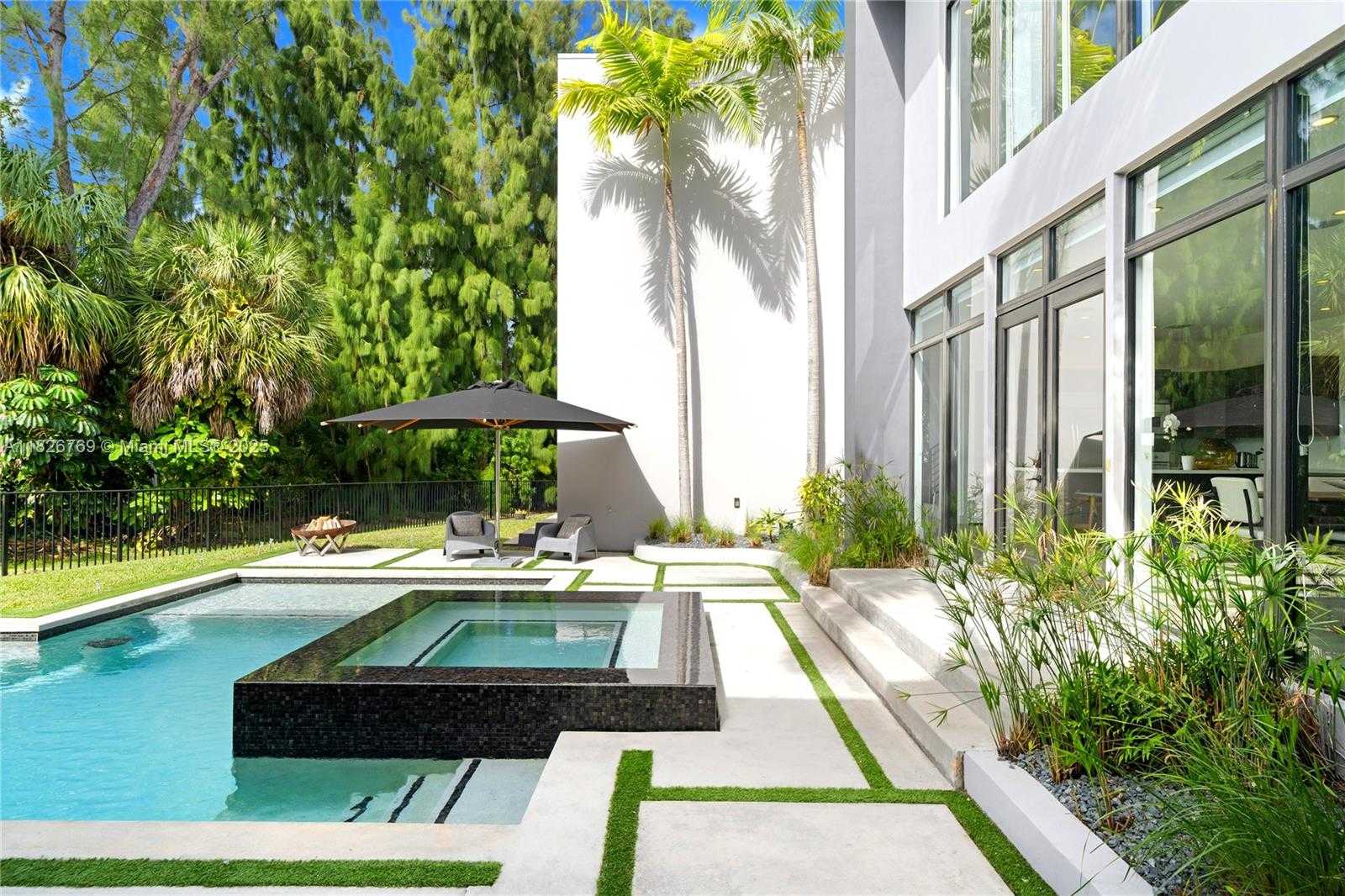 Small Image of 1009 NORTH EAST 104TH ST, Miami Shores Number 9