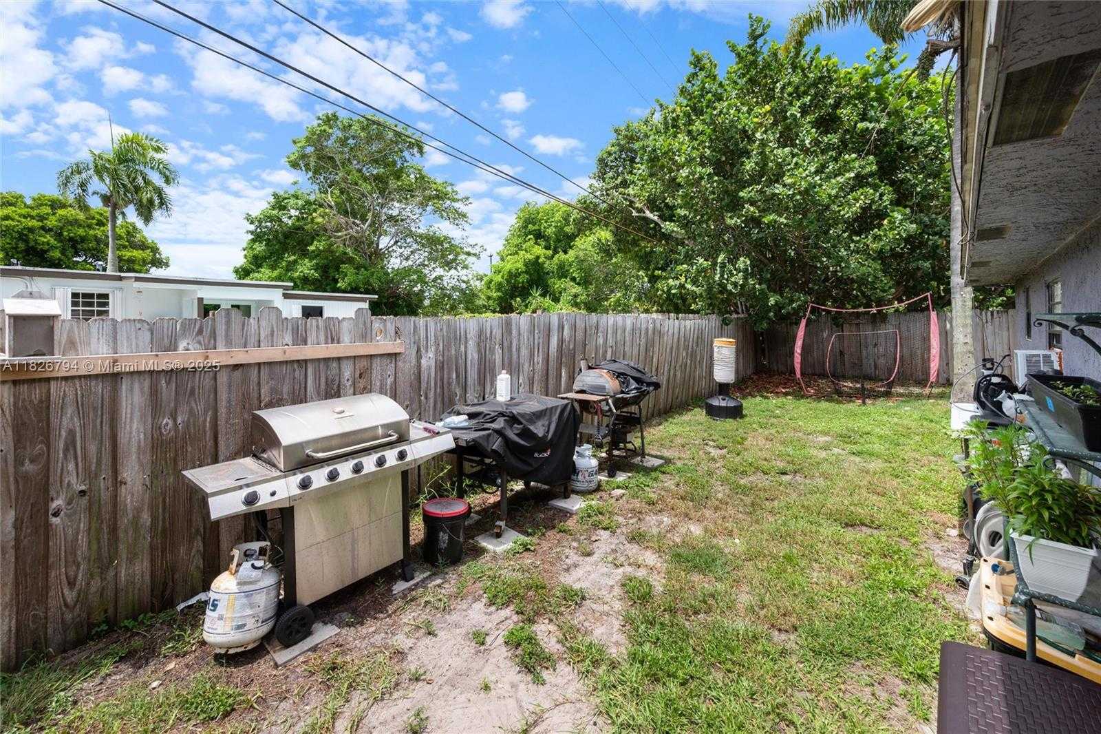 Small Image of 1624 NORTH EAST 48TH CT, Pompano Beach Number 24