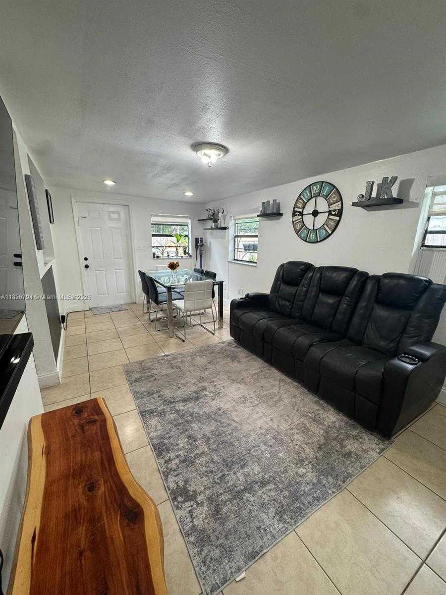 Small Image of 1624 NORTH EAST 48TH CT, Pompano Beach Number 6