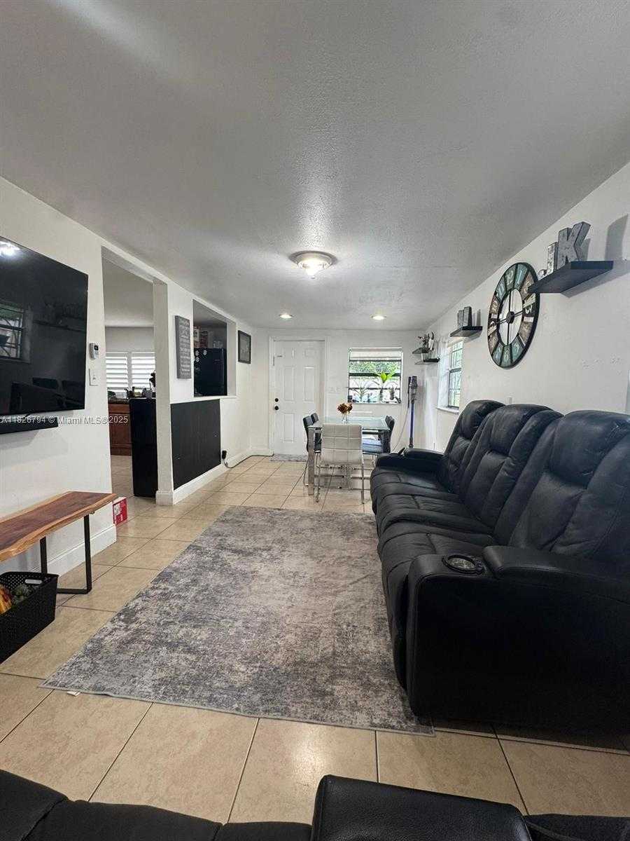 Small Image of 1624 NORTH EAST 48TH CT, Pompano Beach Number 7