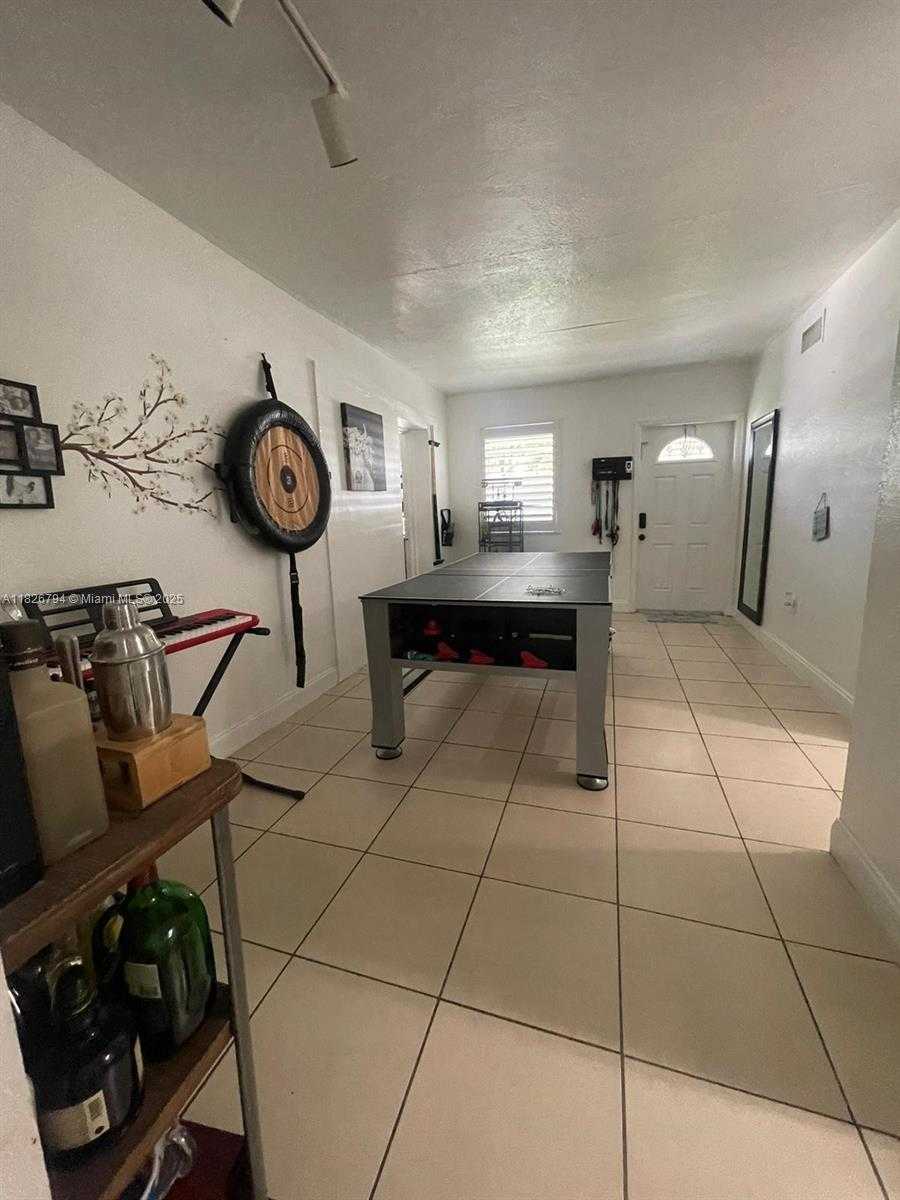 Small Image of 1624 NORTH EAST 48TH CT, Pompano Beach Number 9