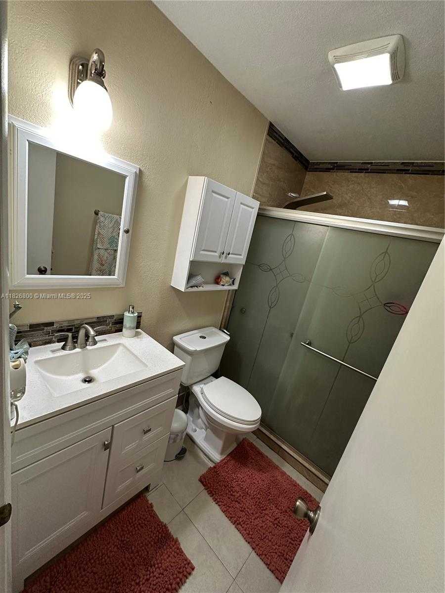 Small Image of 19360 SOUTH WEST 116 AVE, Cutler Bay Number 16