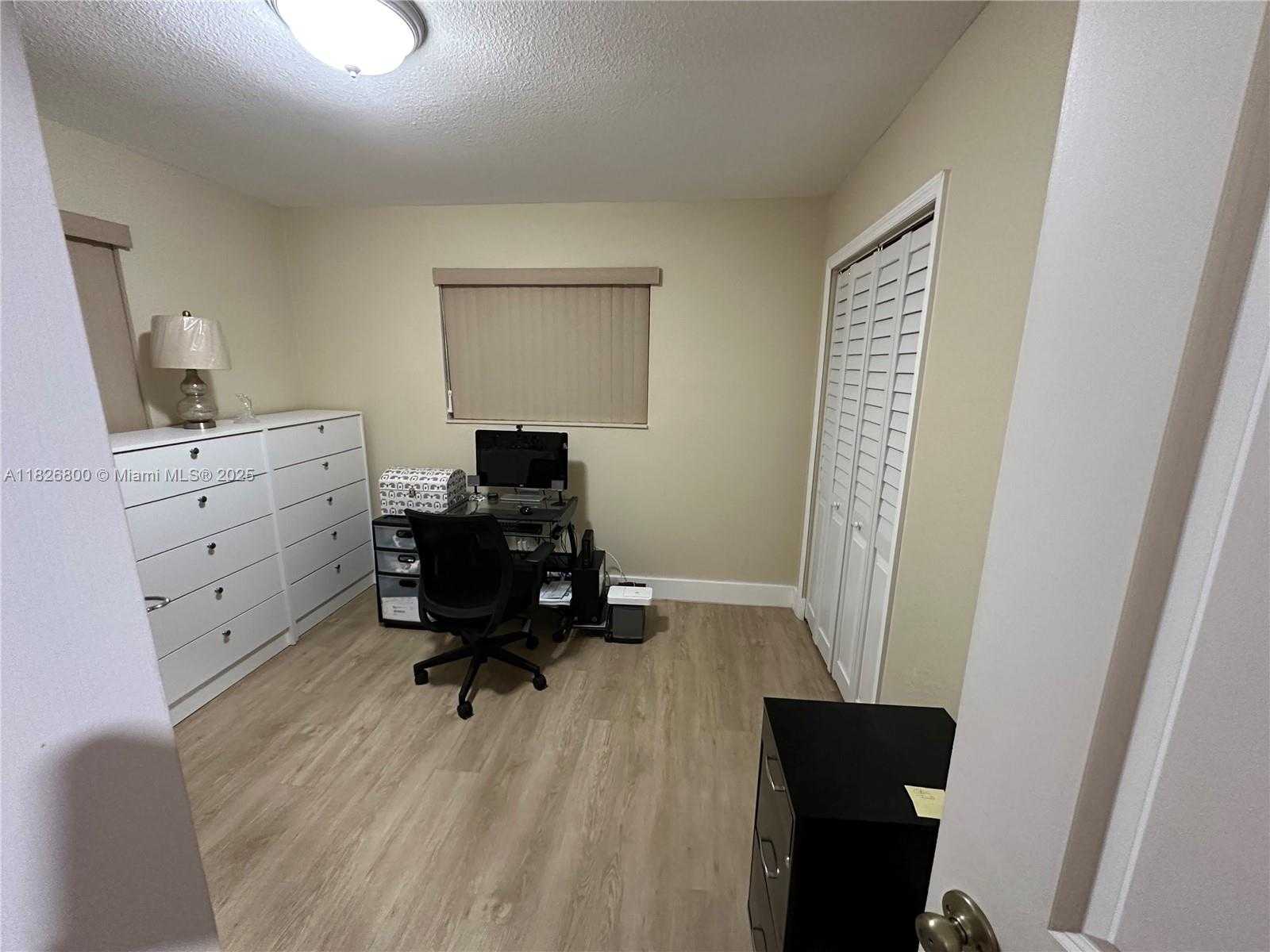Small Image of 19360 SOUTH WEST 116 AVE, Cutler Bay Number 4