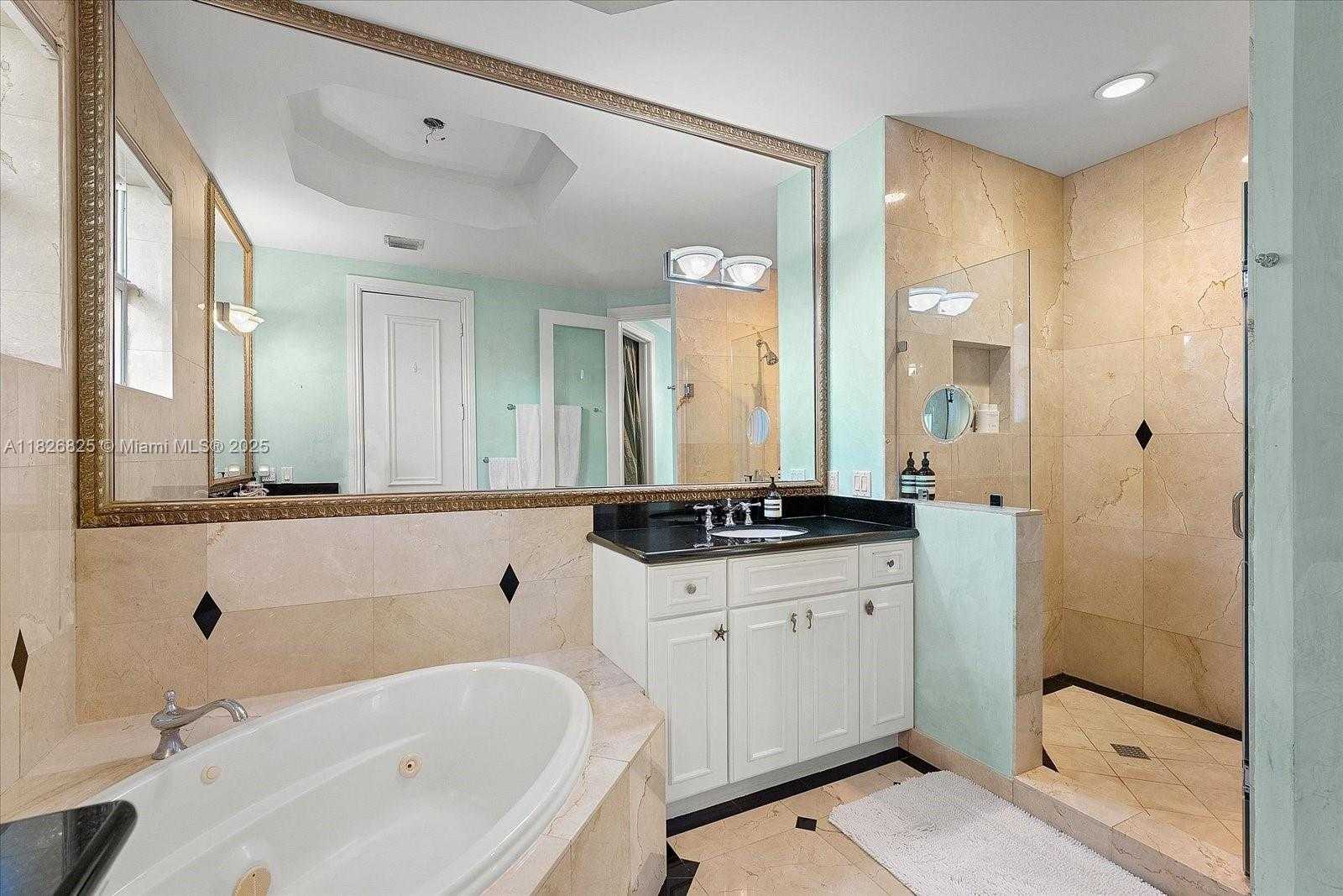 Small Image of 5843 PARADISE POINT DR, Palmetto Bay Number 31