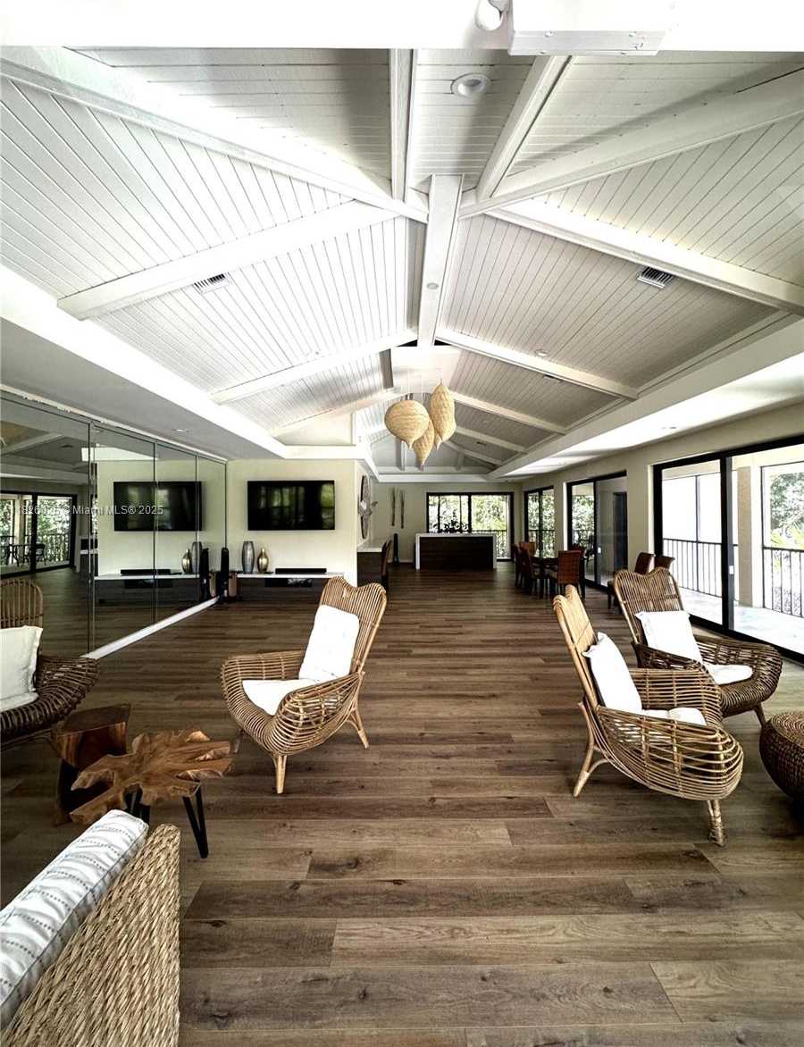 Small Image of 5843 PARADISE POINT DR, Palmetto Bay Number 38