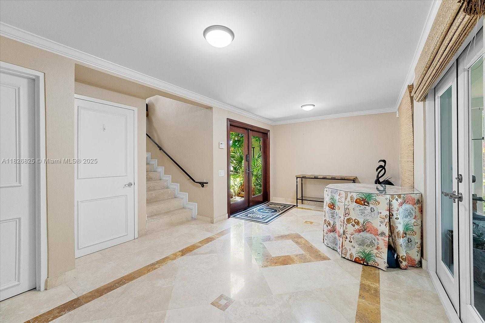 Small Image of 5843 PARADISE POINT DR, Palmetto Bay Number 7