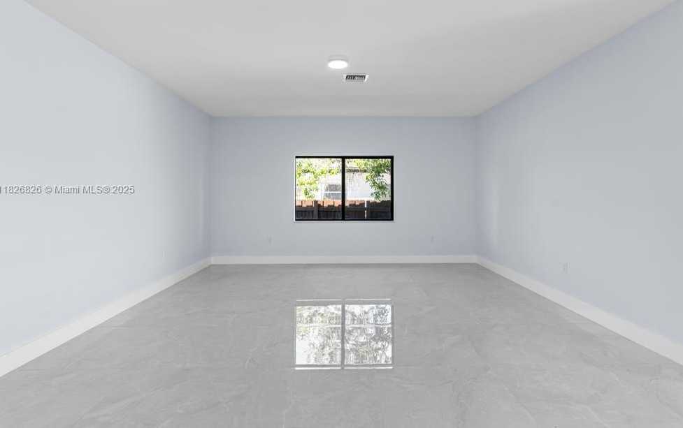 Small Image of 21311 INGRAHAM AVE RD, Cutler Bay Number 11