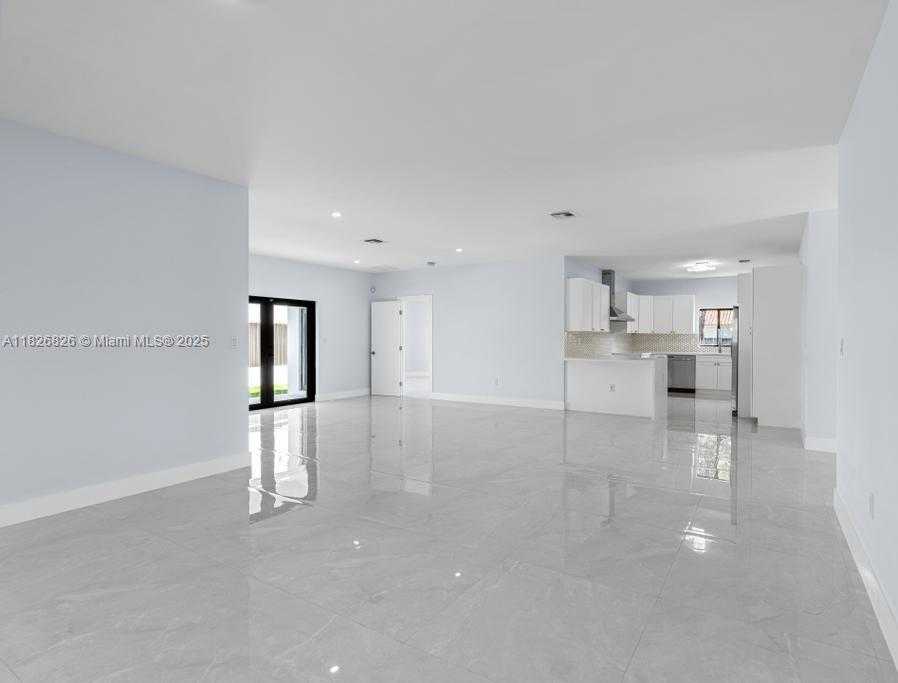 Small Image of 21311 INGRAHAM AVE RD, Cutler Bay Number 12