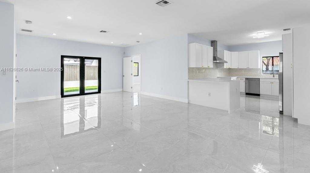 Small Image of 21311 INGRAHAM AVE RD, Cutler Bay Number 13