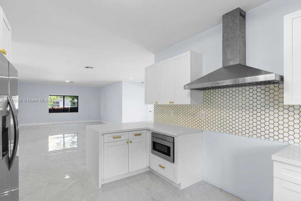 Small Image of 21311 INGRAHAM AVE RD, Cutler Bay Number 18