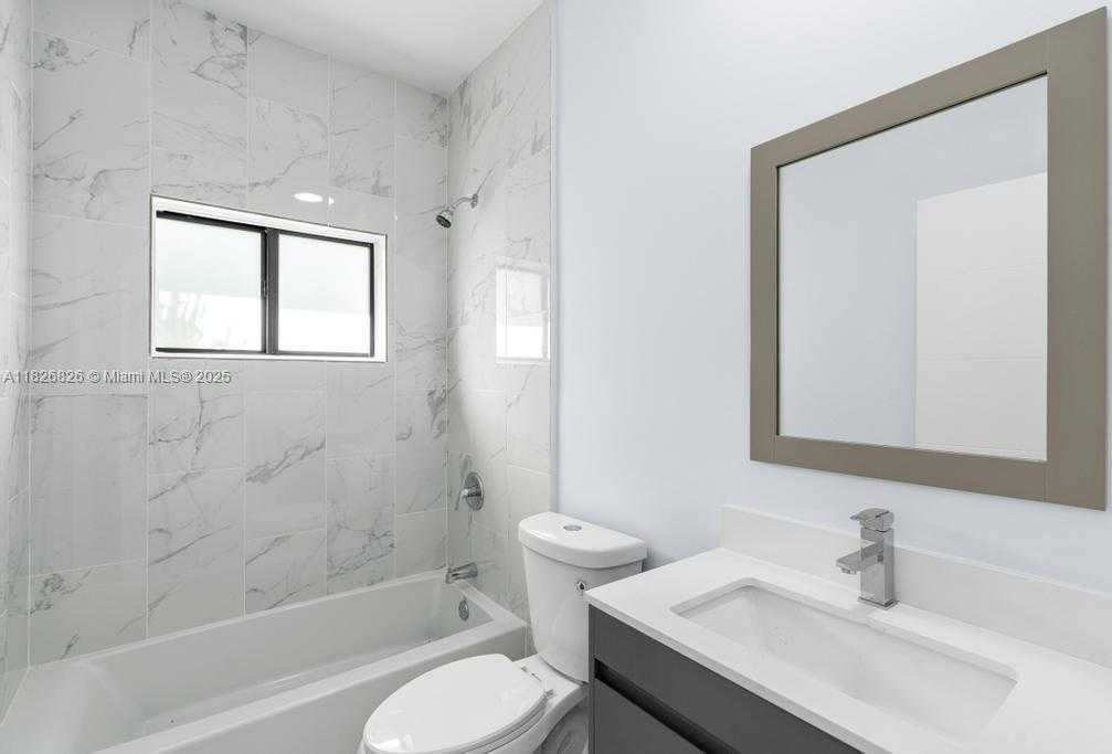 Small Image of 21311 INGRAHAM AVE RD, Cutler Bay Number 28
