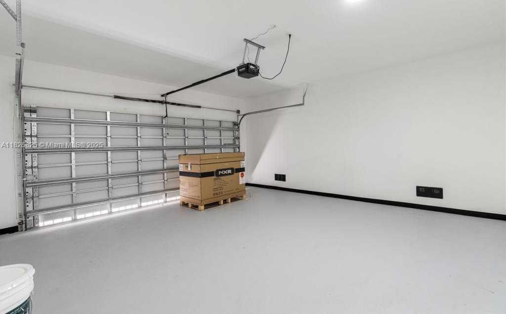 Small Image of 21311 INGRAHAM AVE RD, Cutler Bay Number 30