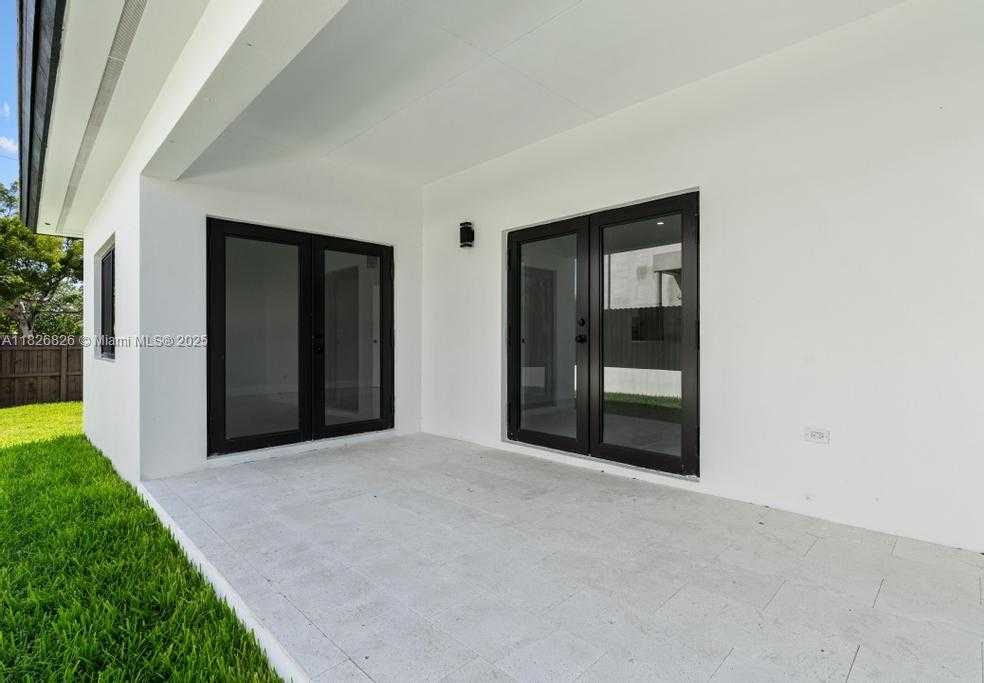 Small Image of 21311 INGRAHAM AVE RD, Cutler Bay Number 31