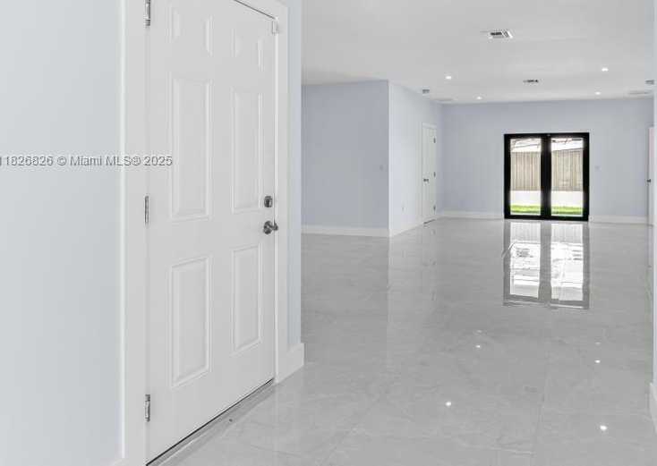 Small Image of 21311 INGRAHAM AVE RD, Cutler Bay Number 7