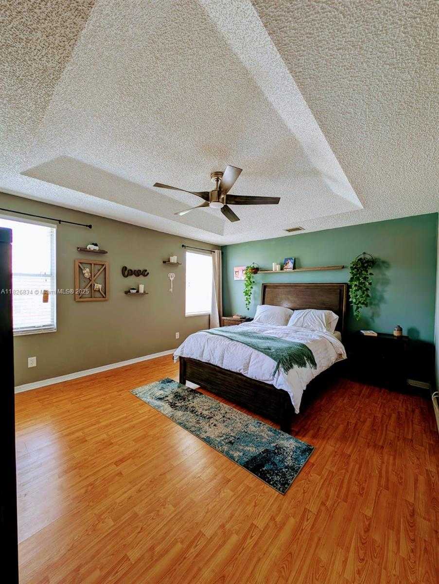 Small Image of 335 SOUTH WEST 183RD WAY, Pembroke Pines Number 27