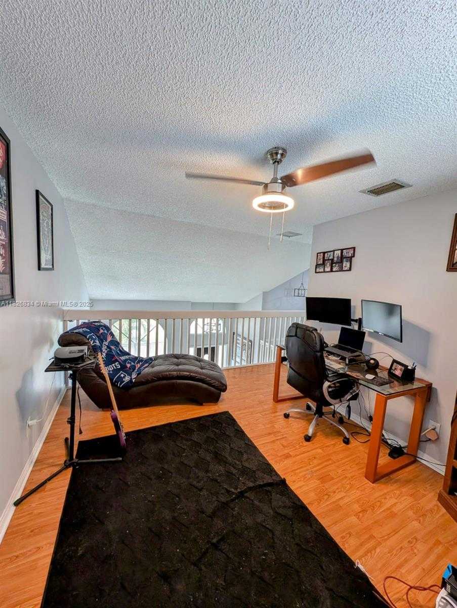 Small Image of 335 SOUTH WEST 183RD WAY, Pembroke Pines Number 34