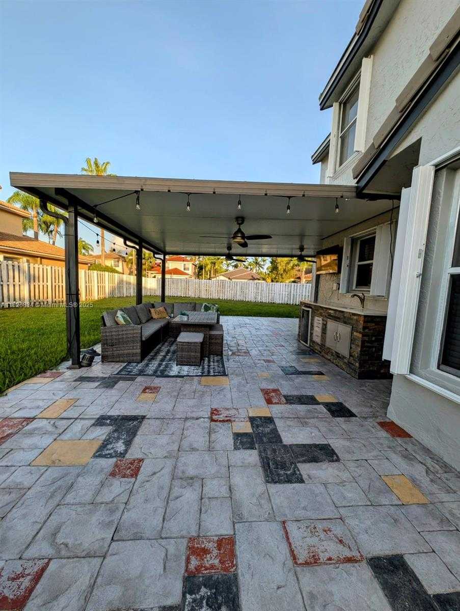 Small Image of 335 SOUTH WEST 183RD WAY, Pembroke Pines Number 36